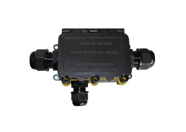 Розподільча коробка М686-3 IP68 з клеммой 24А TNSy