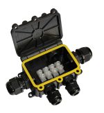 Розподільча коробка М686-5 IP68 з клеммой 24А TNSy