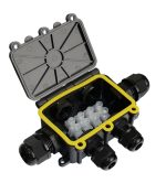 Розподільча коробка М686-6 IP68 з клеммой 24А TNSy
